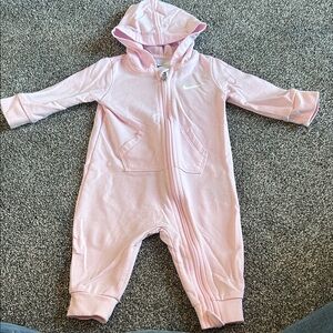 6 month Nike Light Pink Kids Hooded Footie